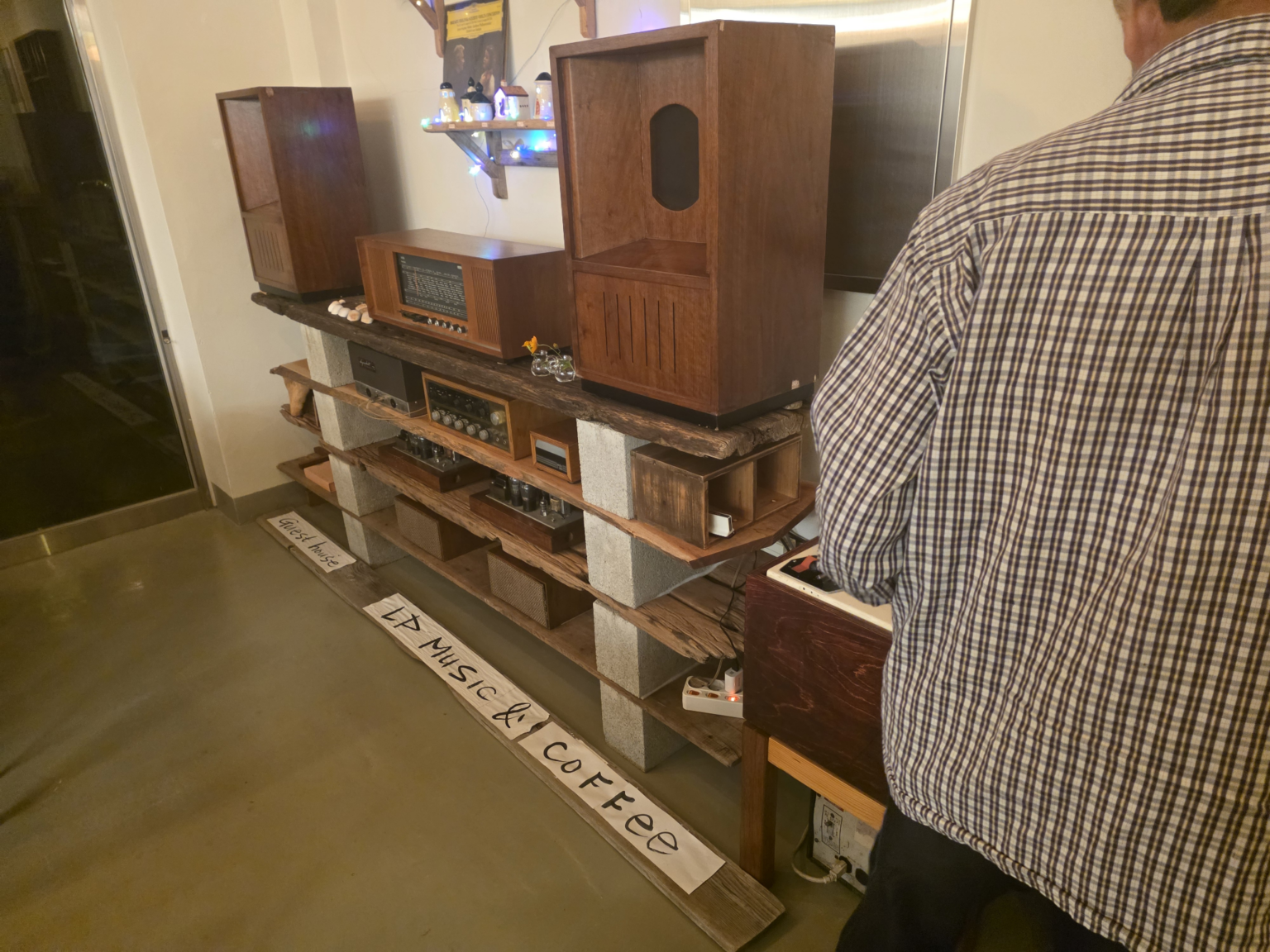 Vintage audio equipment and music corner inside a cafe on Soakdo